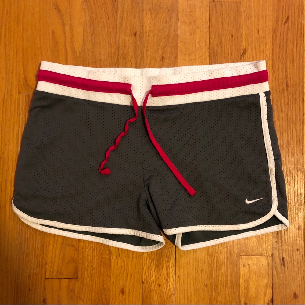 Nike shorts with pockets